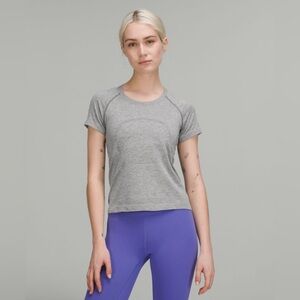 Lululemon Swiftly Tech Short-Sleeved Shirt 2.0 Slate/White Size 6